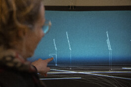 agasi kaart julia foto tom bekkers 